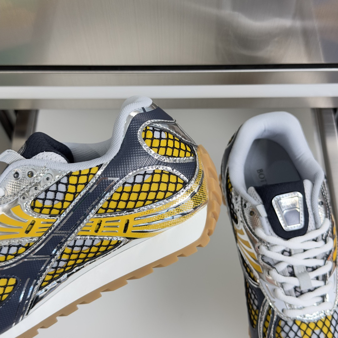 B0tt*ga Ven*ta Orbit Sneaker