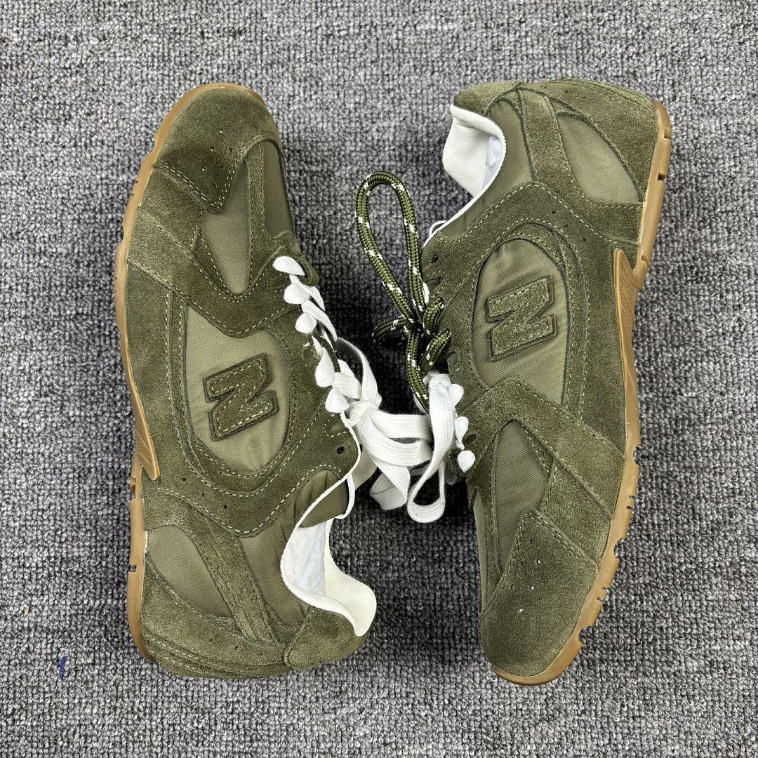 Miu Miu x New Balance 530 Sneakers