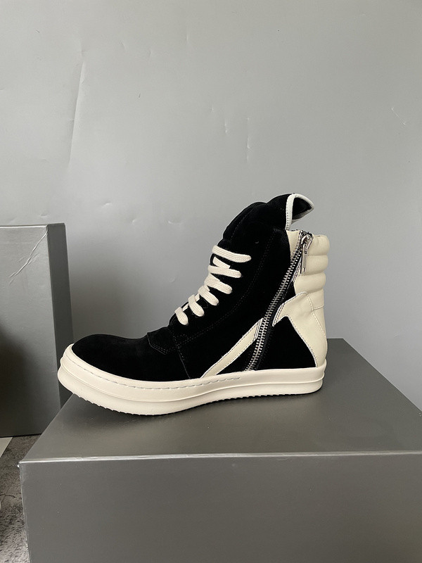 RICK 0WENS SNEAKERS(SUEDE)