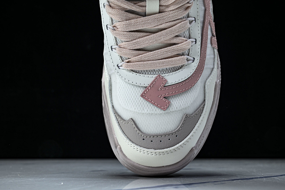 OW C/O ODSY-1000 SPORTS SHOES