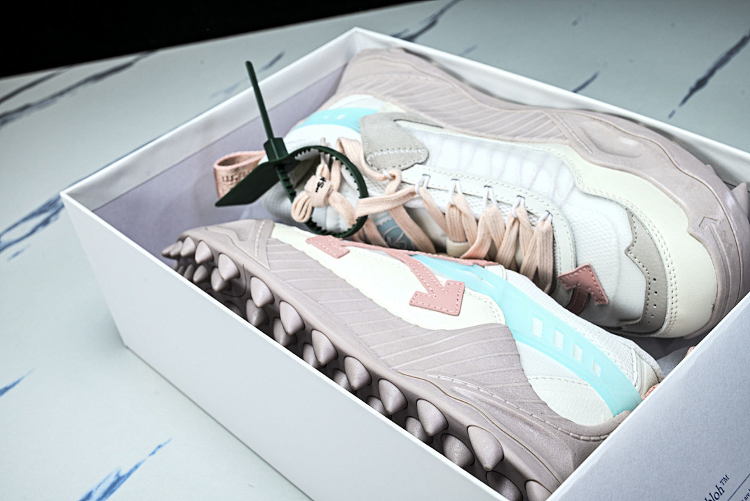 OW C/O ODSY-1000 SPORTS SHOES