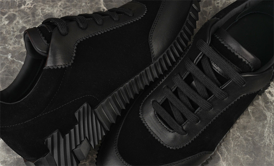 H*ER*MES SNEAKER