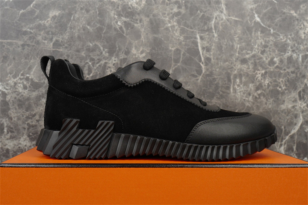 H*ER*MES SNEAKER
