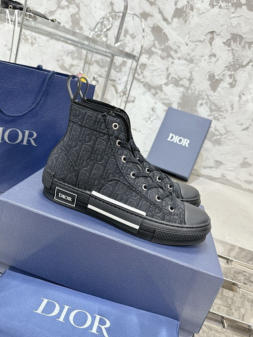 D B23 HIGH-TOP SNEAKERS