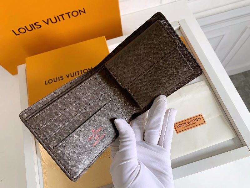 LV Wallet