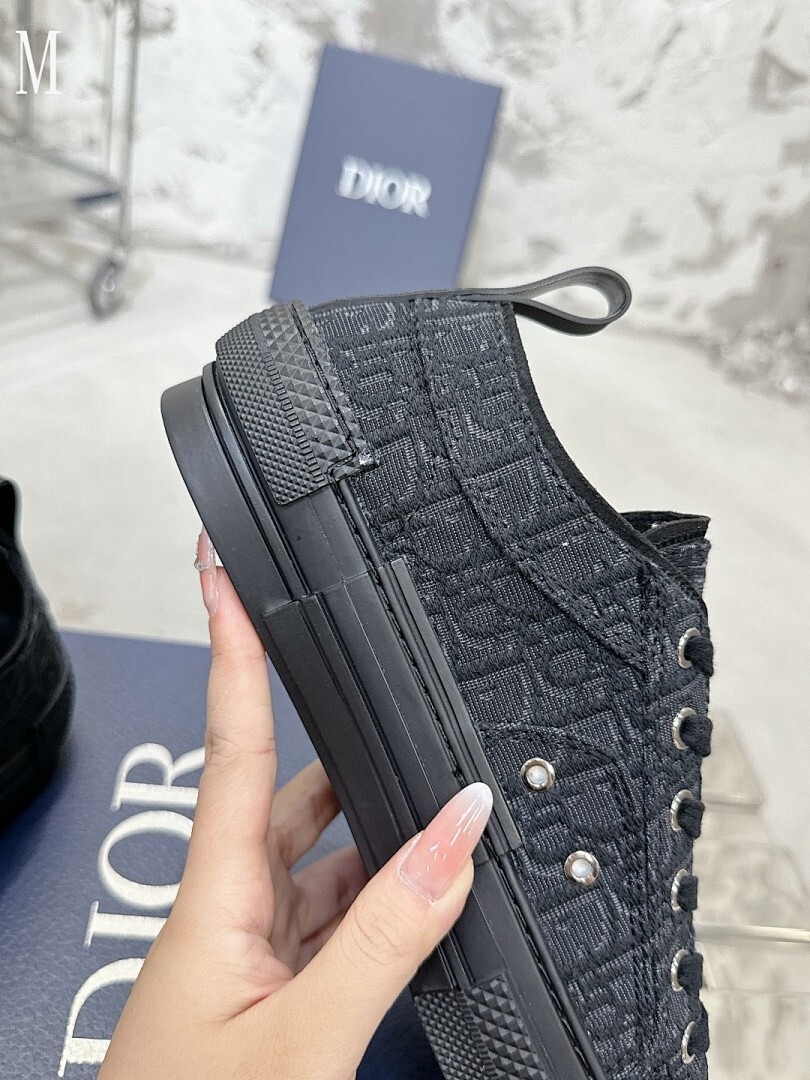 B23 OBLIQUE LOW SNEAKERS