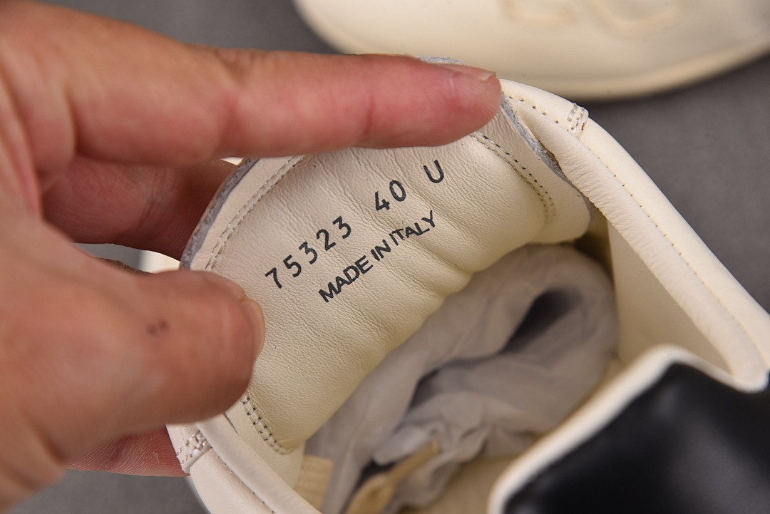 RICK 0WENS SNEAKERS