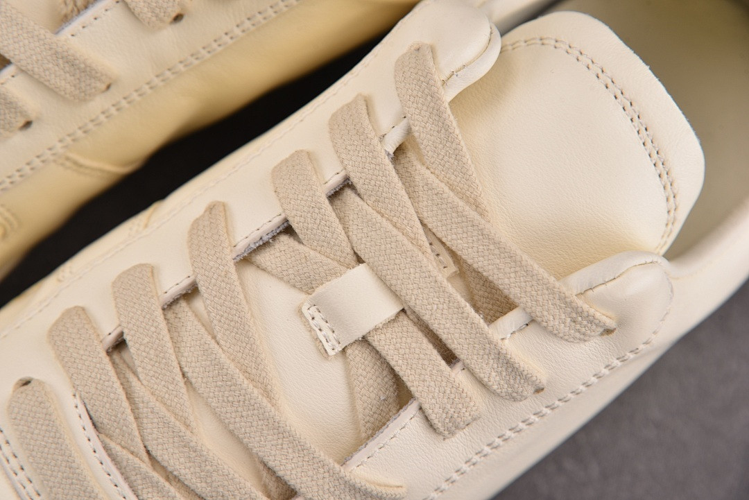 RICK 0WENS SNEAKERS