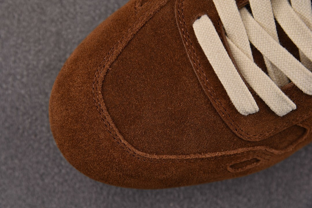 RICK 0WENS SNEAKERS