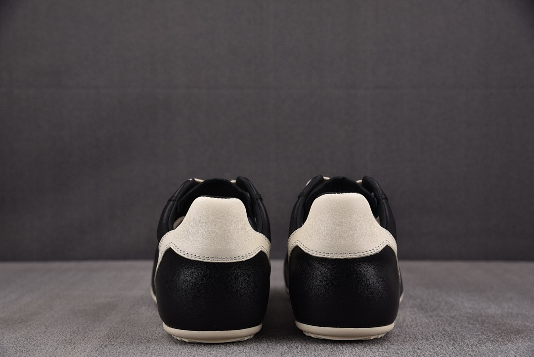 RICK 0WENS SNEAKERS