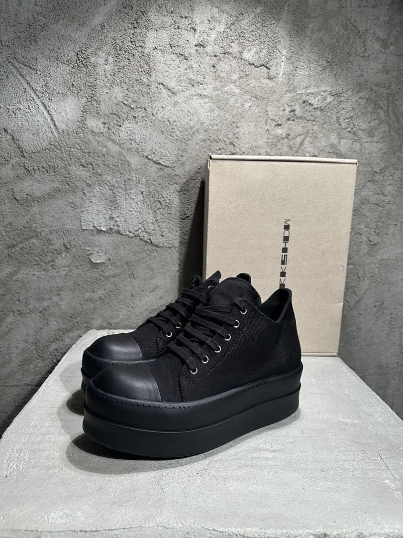 RICK 0WENS SNEAKERS