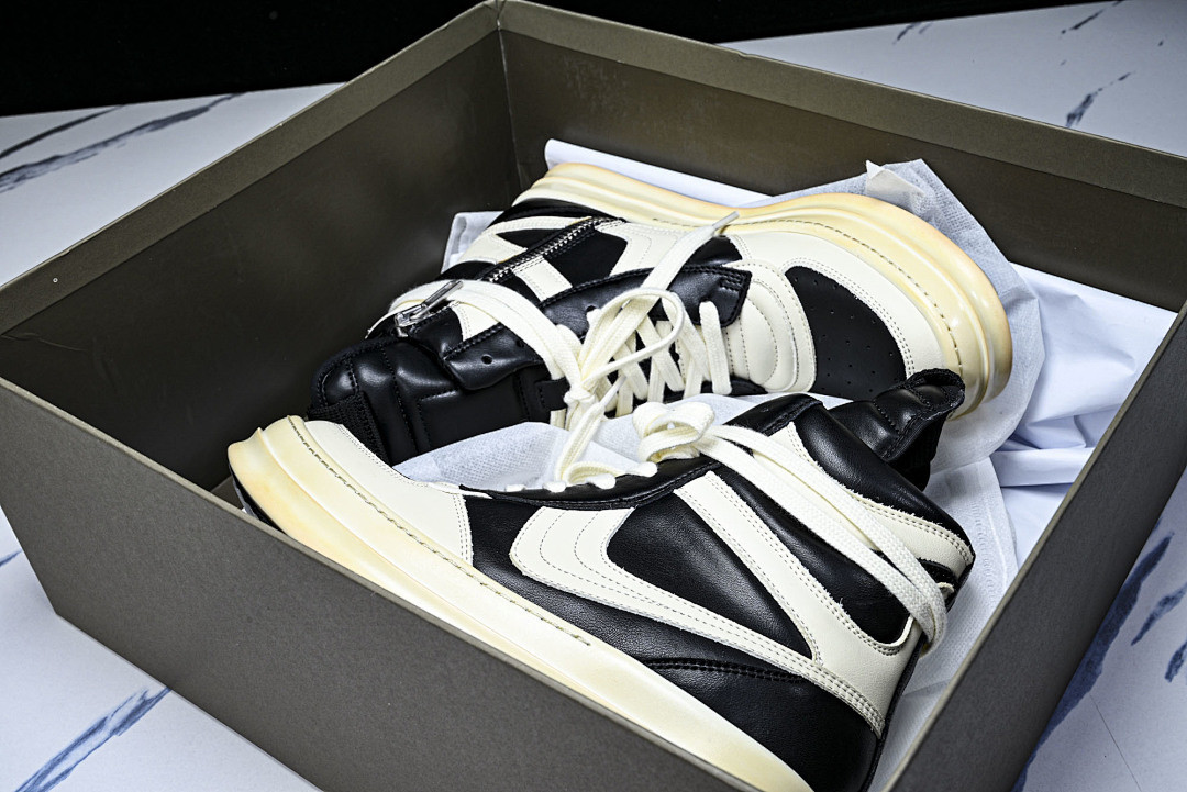 RICK 0WENS SNEAKERS