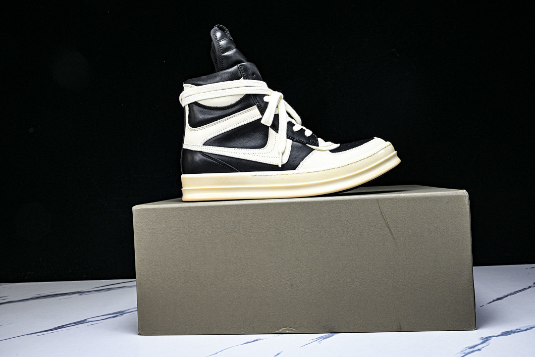 RICK 0WENS SNEAKERS
