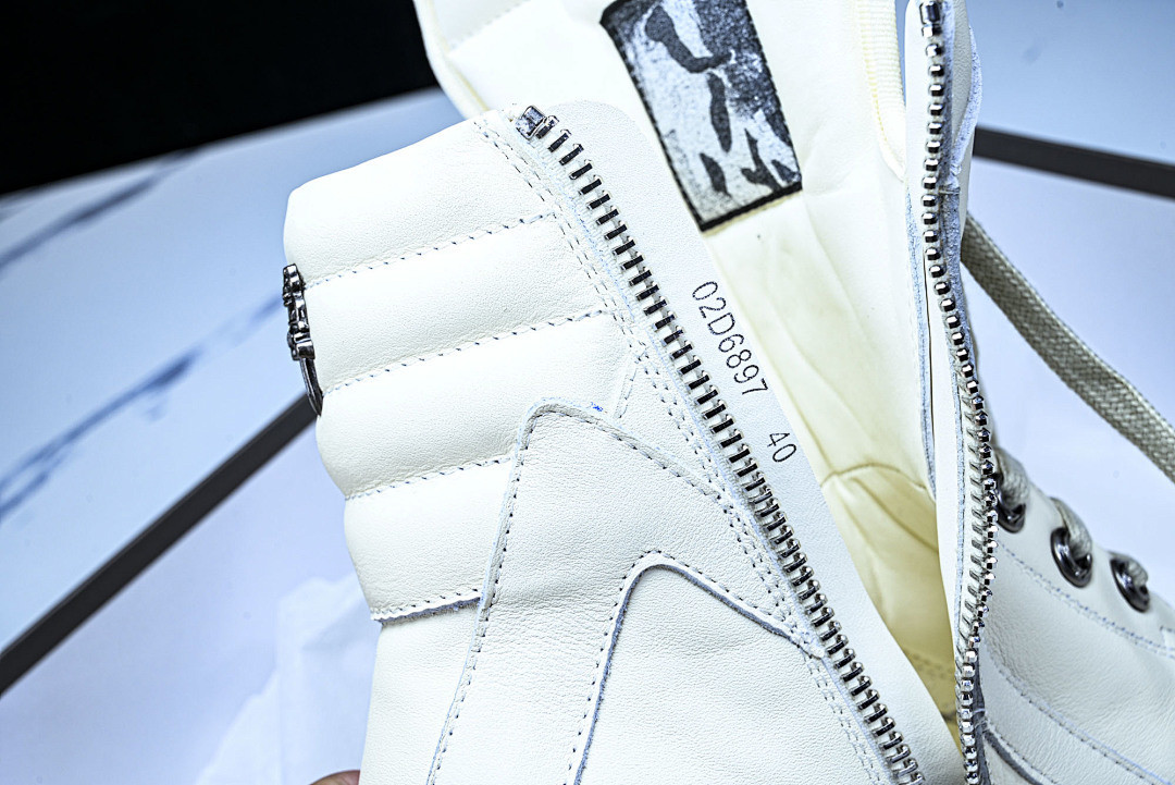 RICK 0WENS SNEAKERS