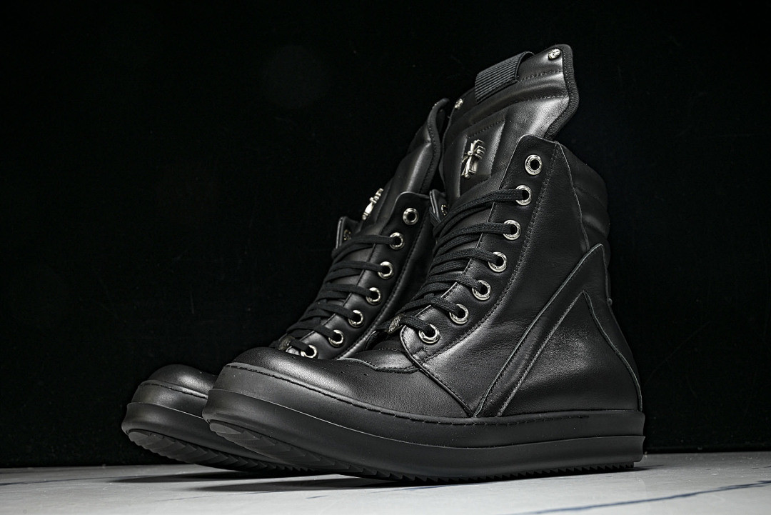 RICK 0WENS SNEAKERS