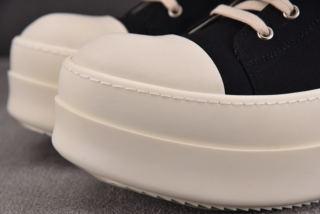 RICK 0WENS SNEAKERS