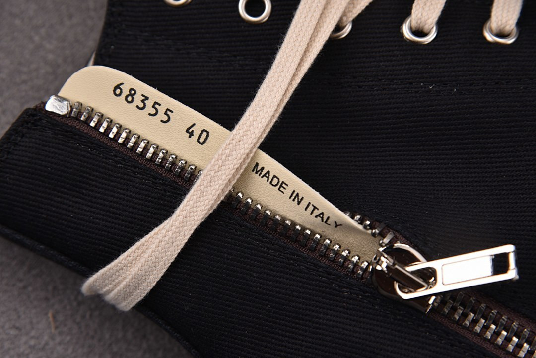RICK 0WENS SNEAKERS