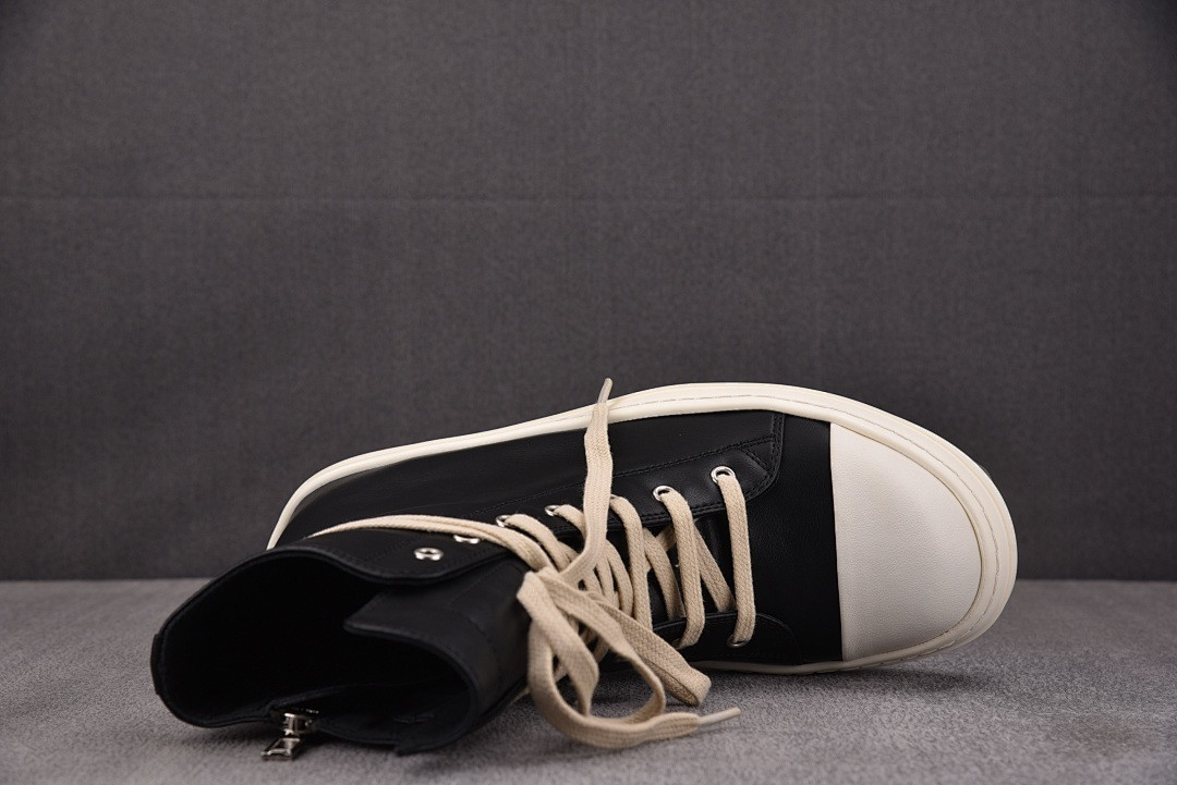 RICK 0WENS SNEAKERS
