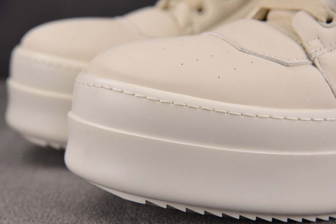 RICK 0WENS SNEAKERS