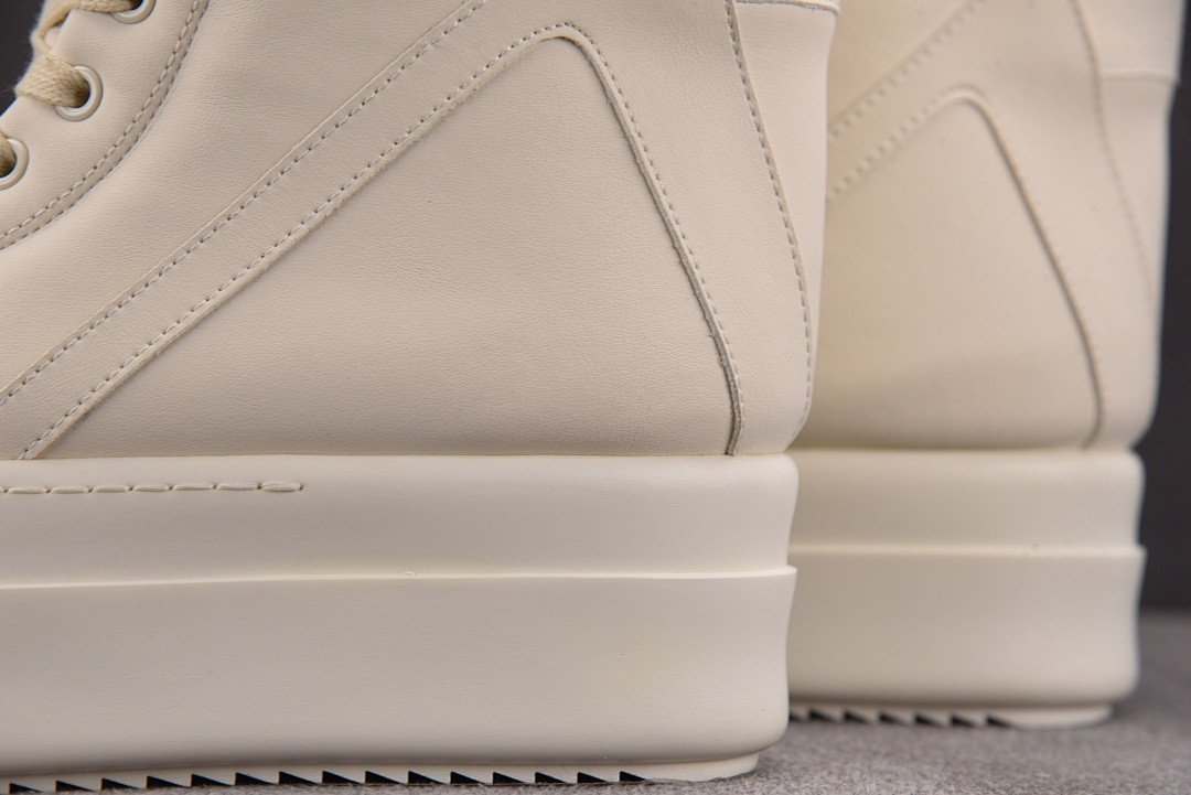 RICK 0WENS SNEAKERS