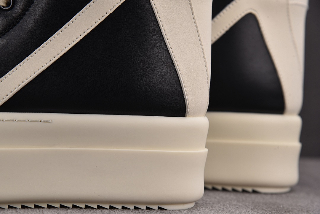 RICK 0WENS SNEAKERS