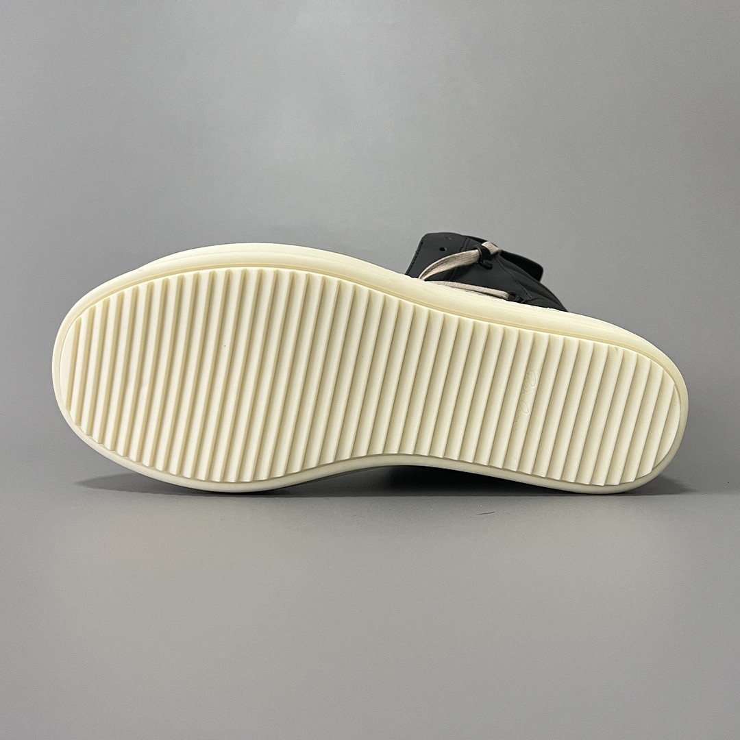RICK 0WENS SNEAKERS