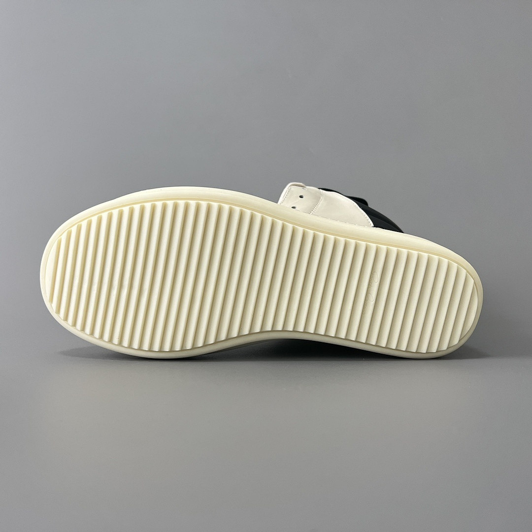 RICK 0WENS SNEAKERS