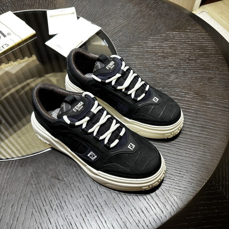 F**di SNEAKERS