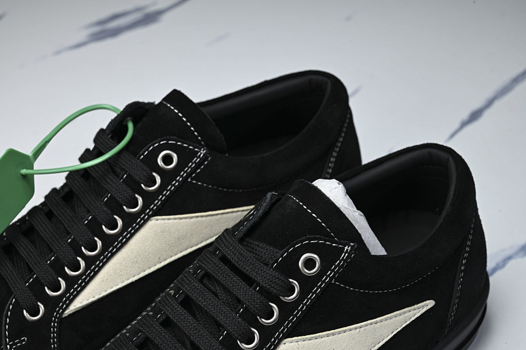 RICK 0WENS SNEAKERS