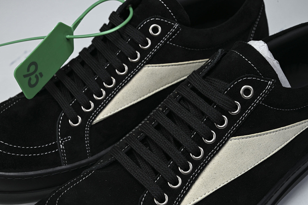 RICK 0WENS SNEAKERS