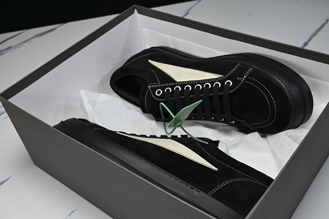 RICK 0WENS SNEAKERS