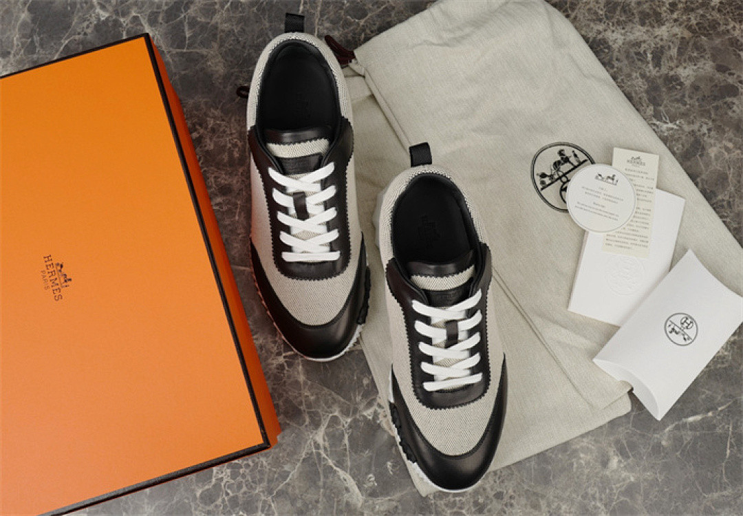 H*ER*MES SNEAKER