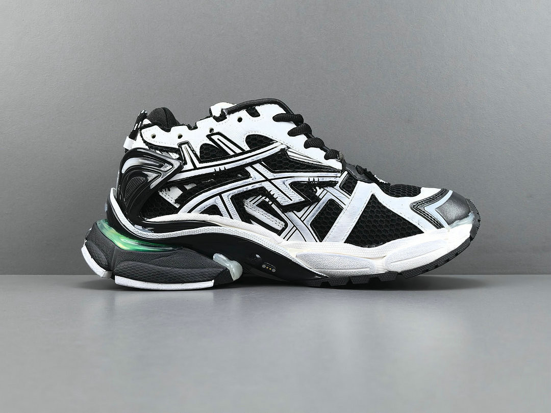 Ba1en*iaga led Runner