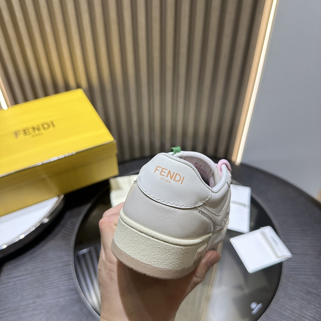 F**di SNEAKERS