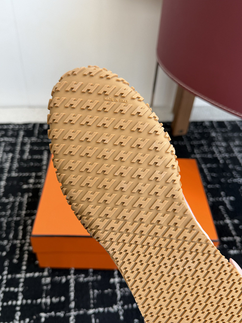 H*ER*MES SNEAKER