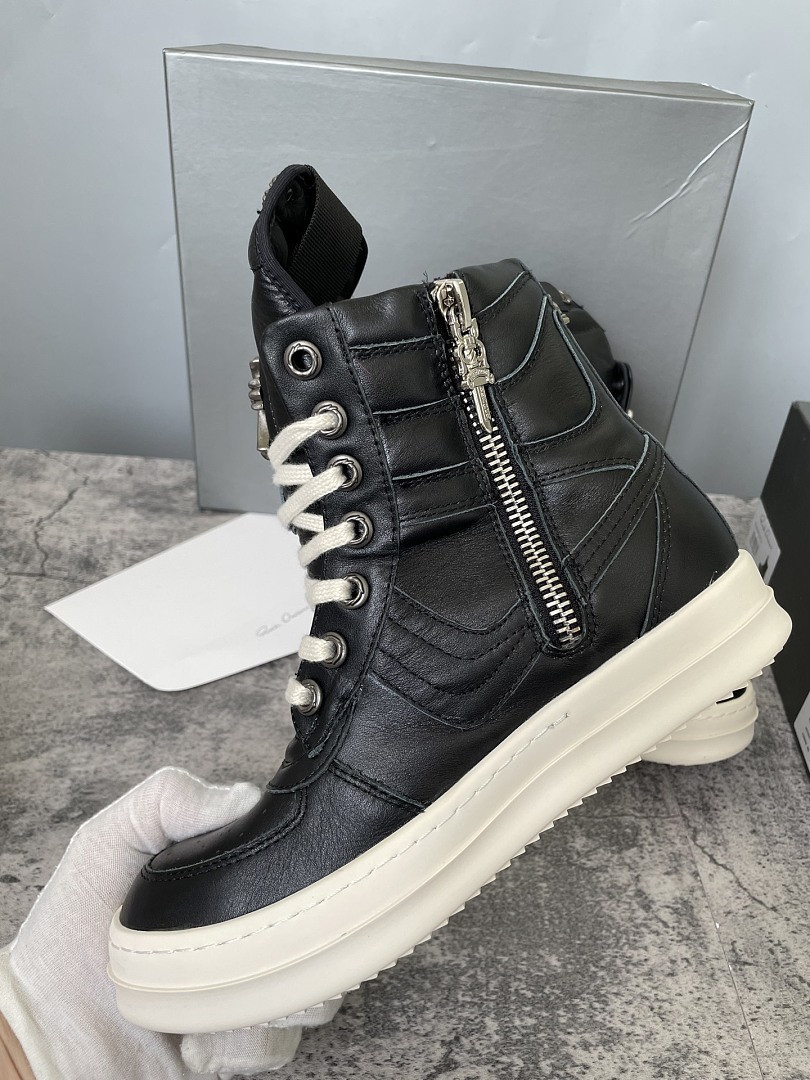 RICK 0WENS SNEAKERS