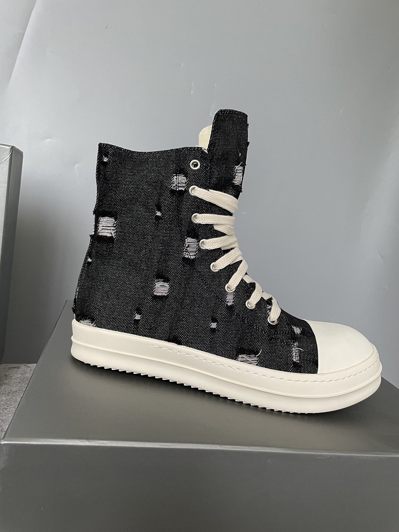 RICK 0WENS SNEAKERS