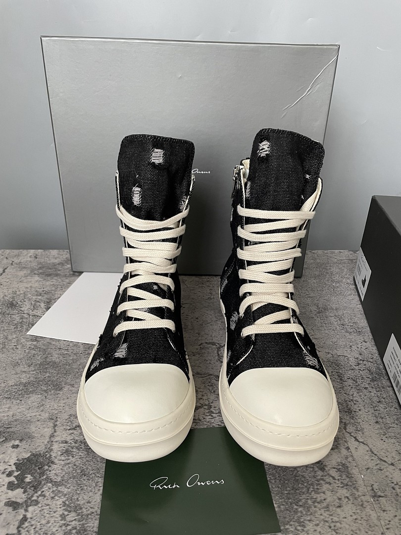 RICK 0WENS SNEAKERS