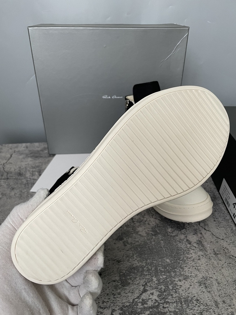 RICK 0WENS SNEAKERS