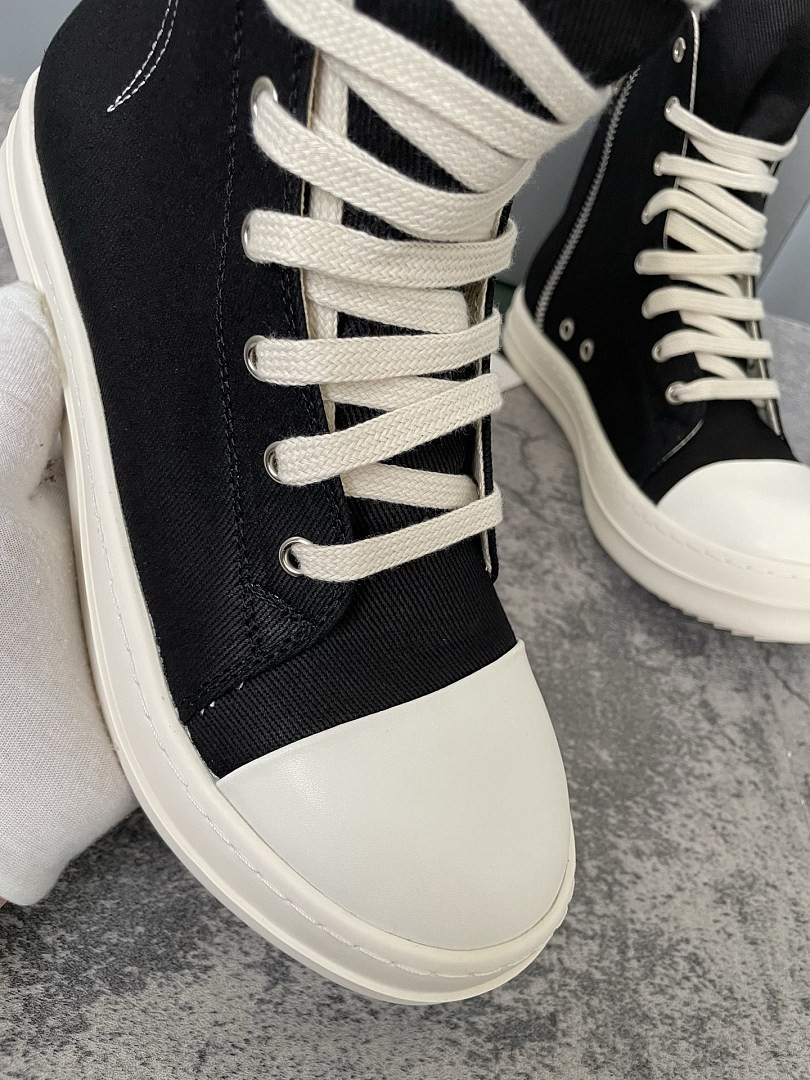 RICK 0WENS SNEAKERS
