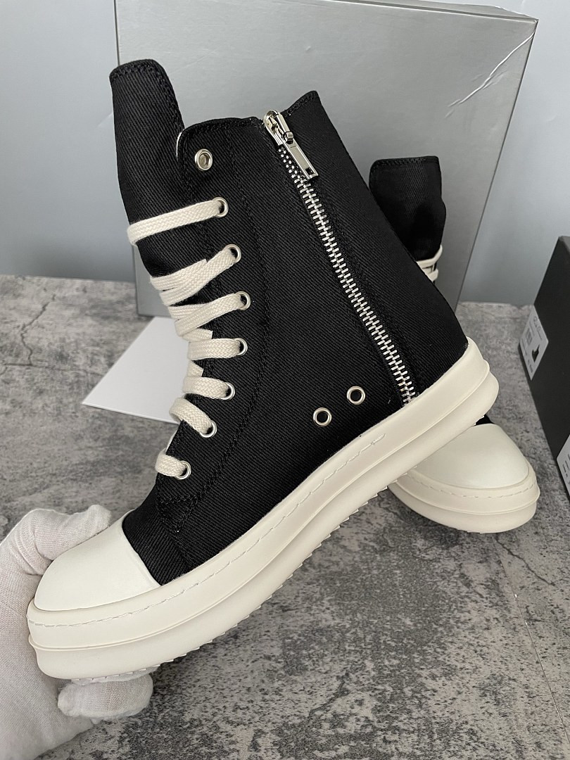 RICK 0WENS SNEAKERS