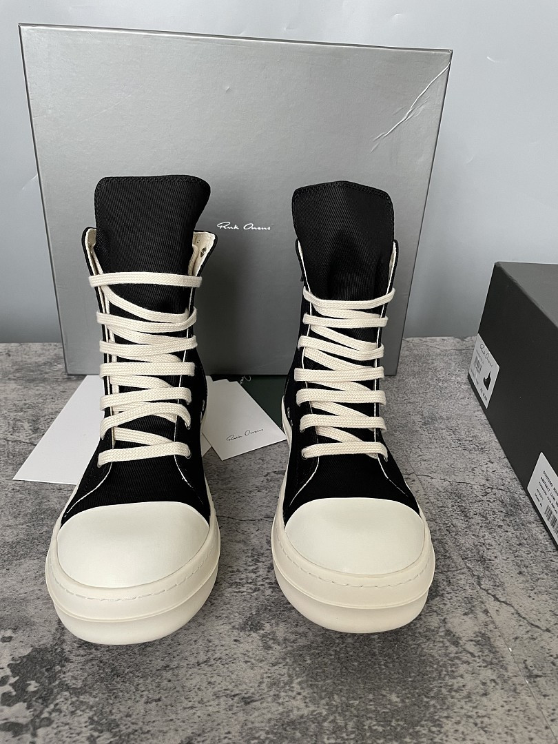 RICK 0WENS SNEAKERS