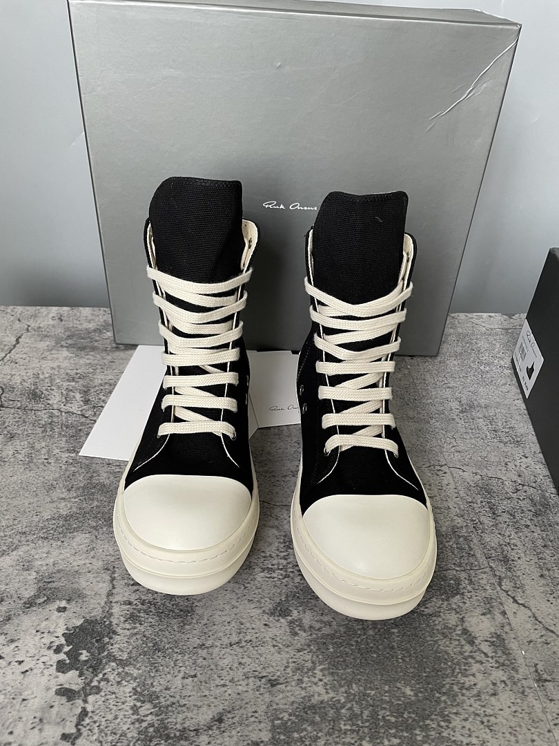 RICK 0WENS SNEAKERS