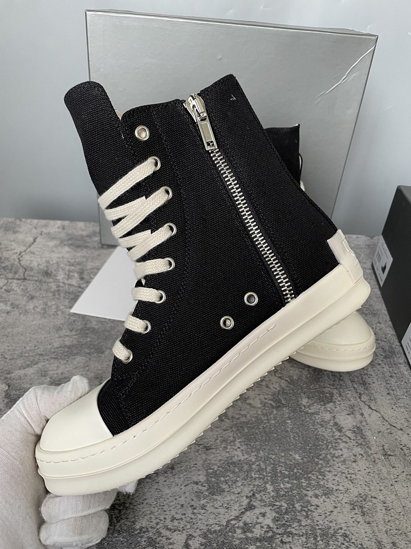 RICK 0WENS SNEAKERS