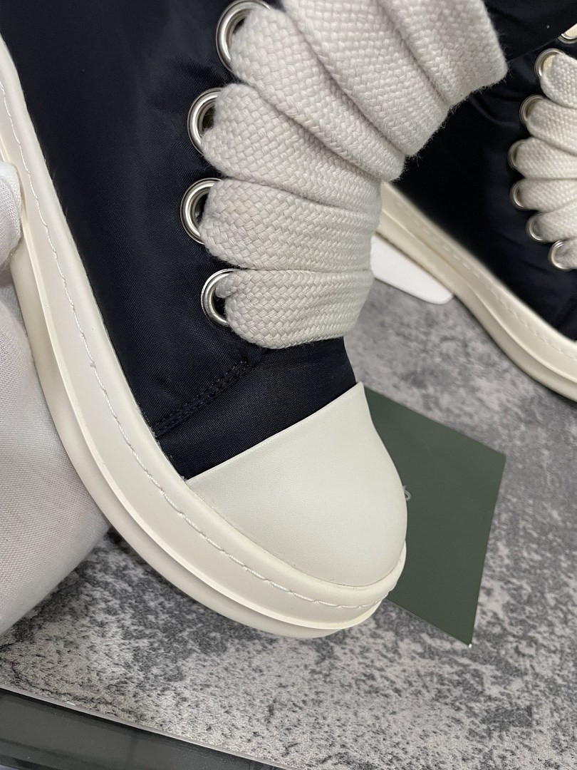 RICK 0WENS SNEAKERS