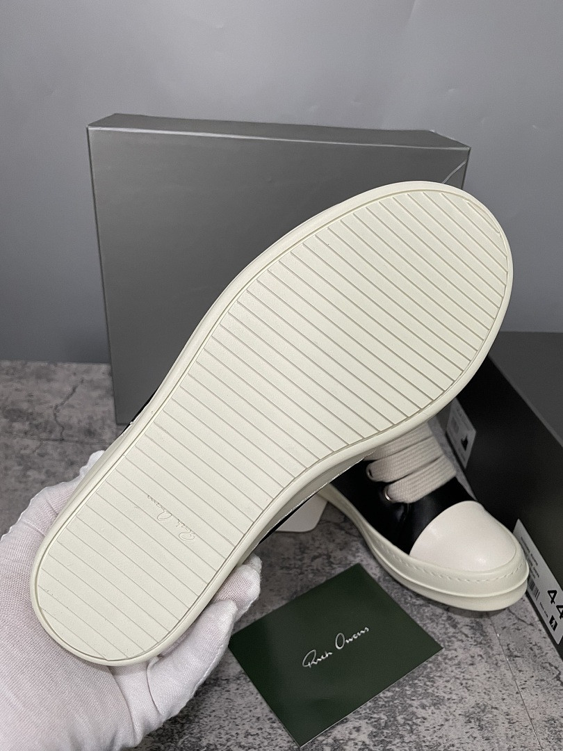 RICK 0WENS SNEAKERS