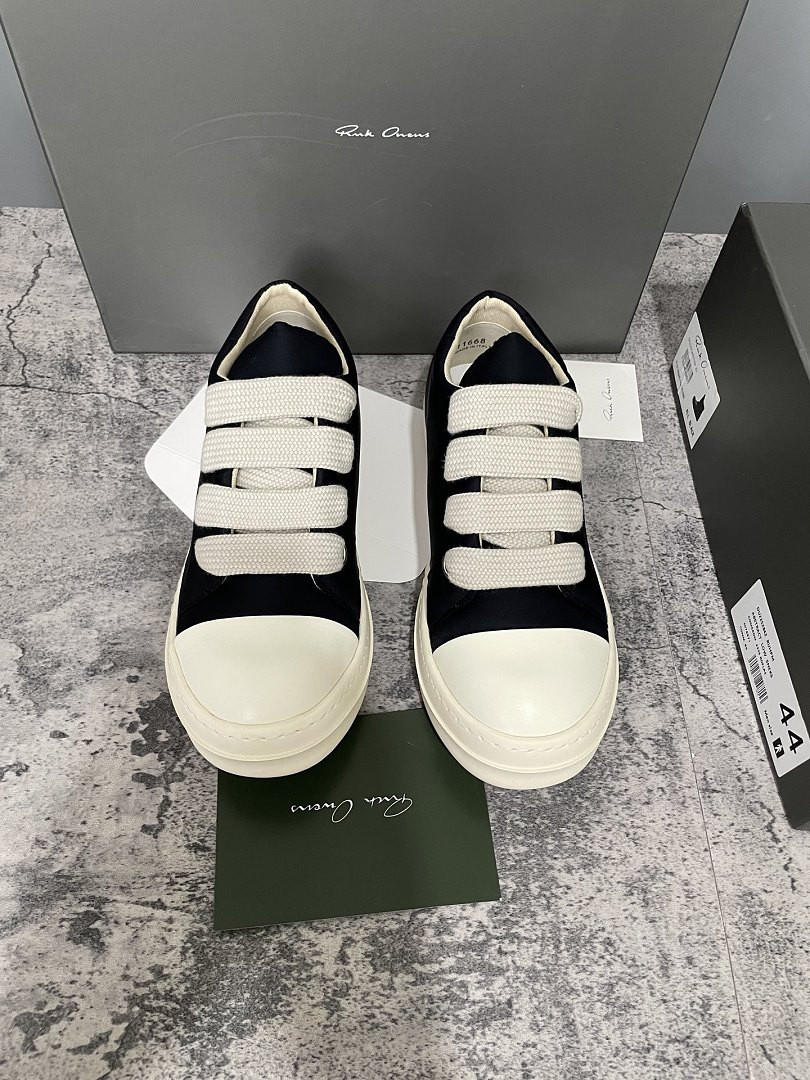 RICK 0WENS SNEAKERS