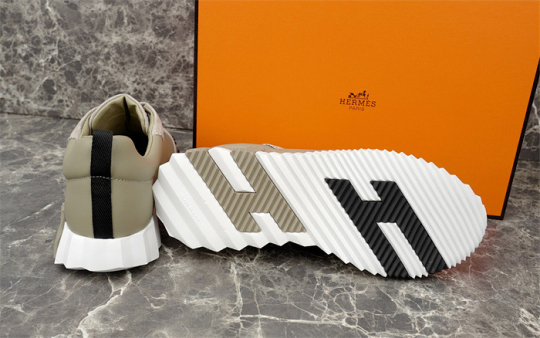 H*ER*MES SNEAKER