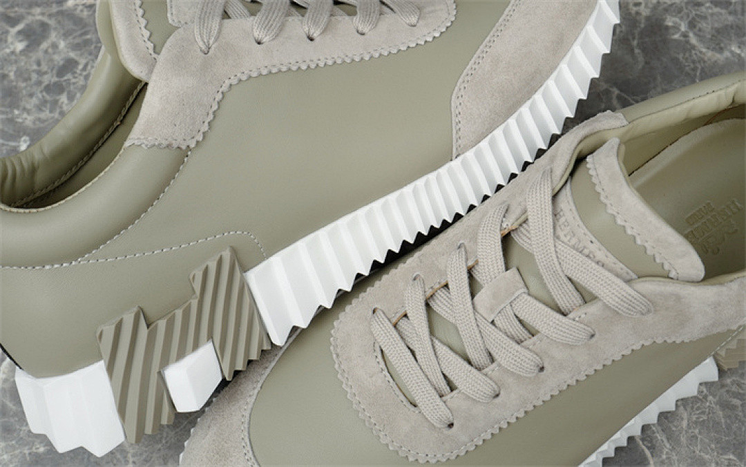 H*ER*MES SNEAKER