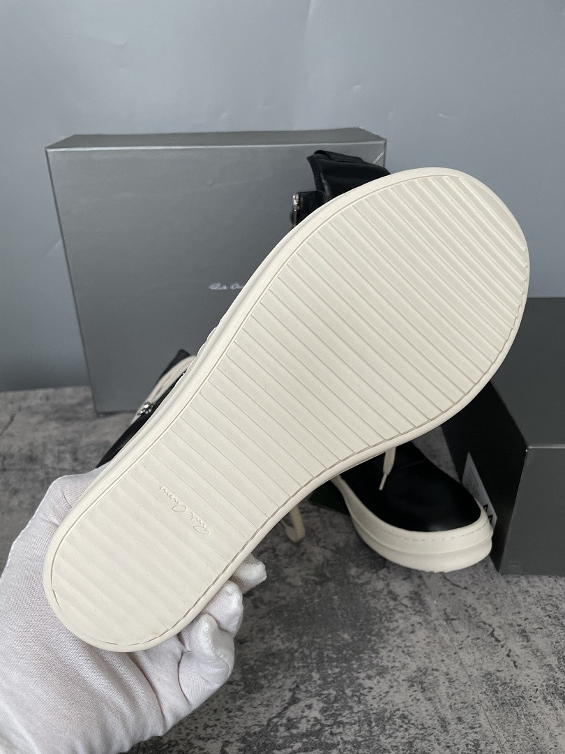 RICK 0WENS SNEAKERS